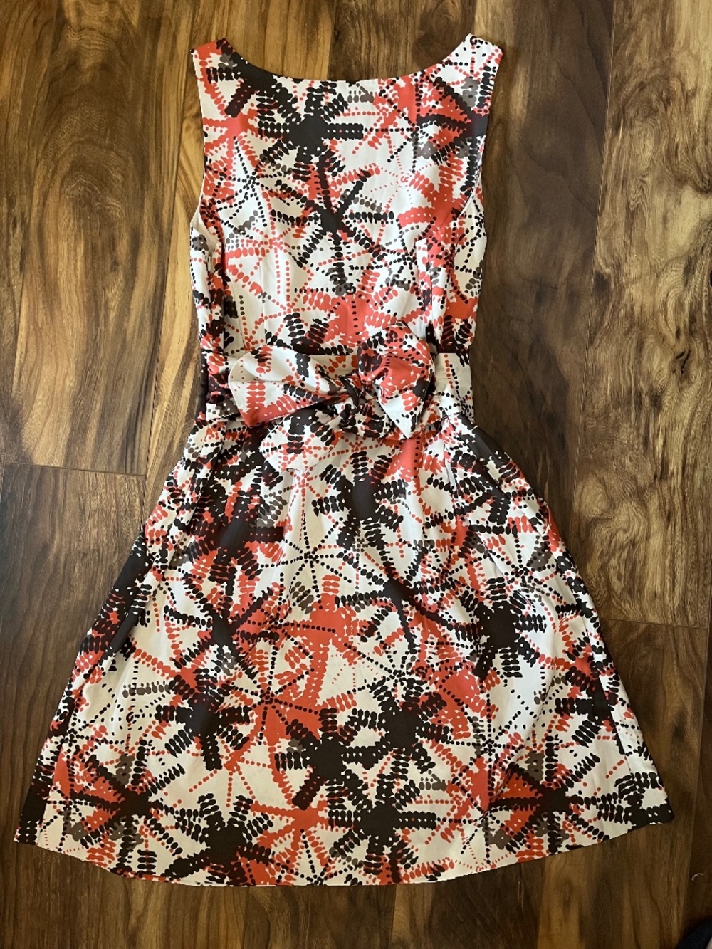 Like-New Banana Republic Size 8 Dress with Ties for Bow Back